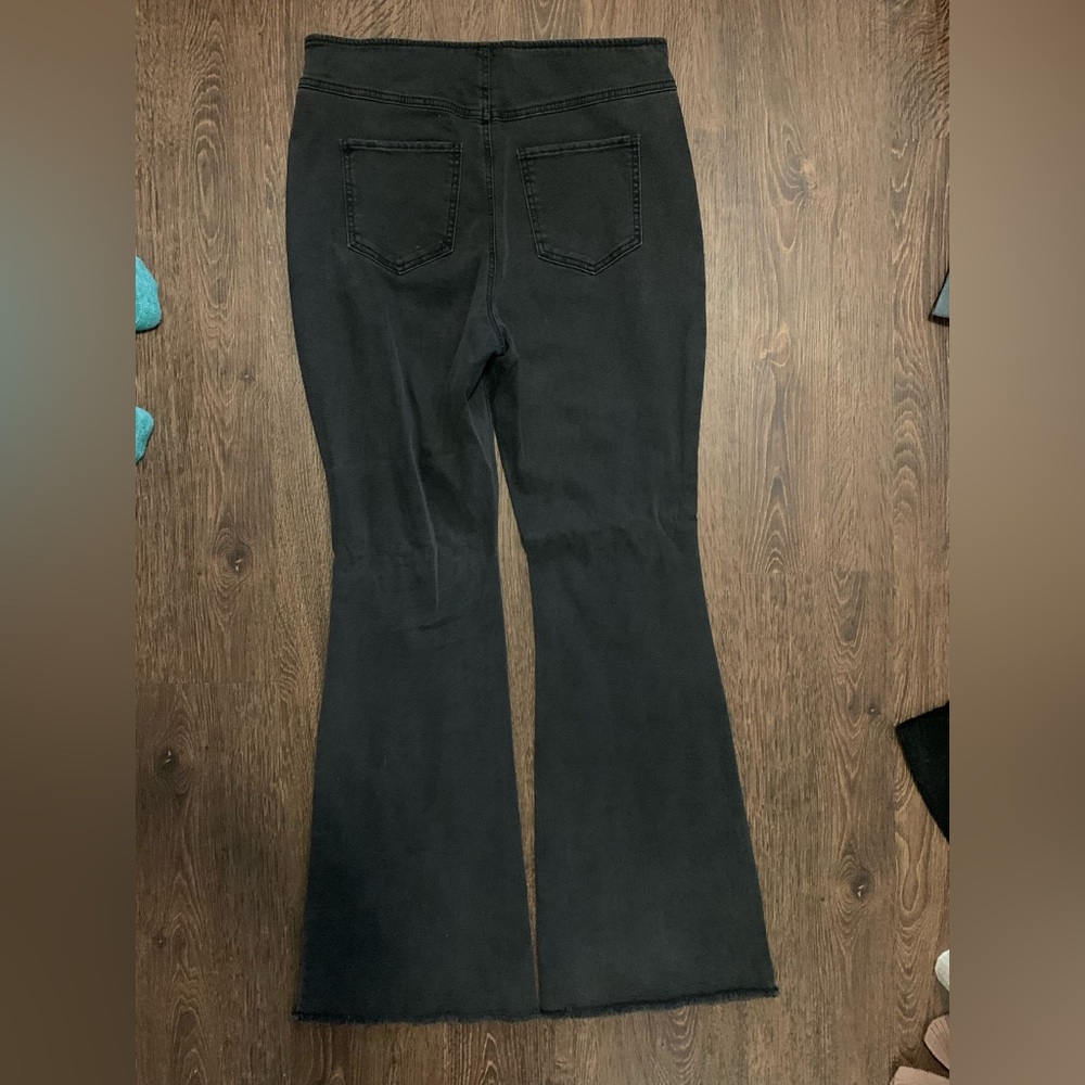 Knox Rose High Waisted Flared Jeans
